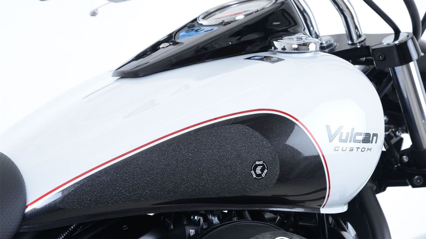 R&G Tank Traction Grips for Kawasaki Vulcan VN900 Csutom '07-, Classic '06- and Classic LT '11- Colour: Clear