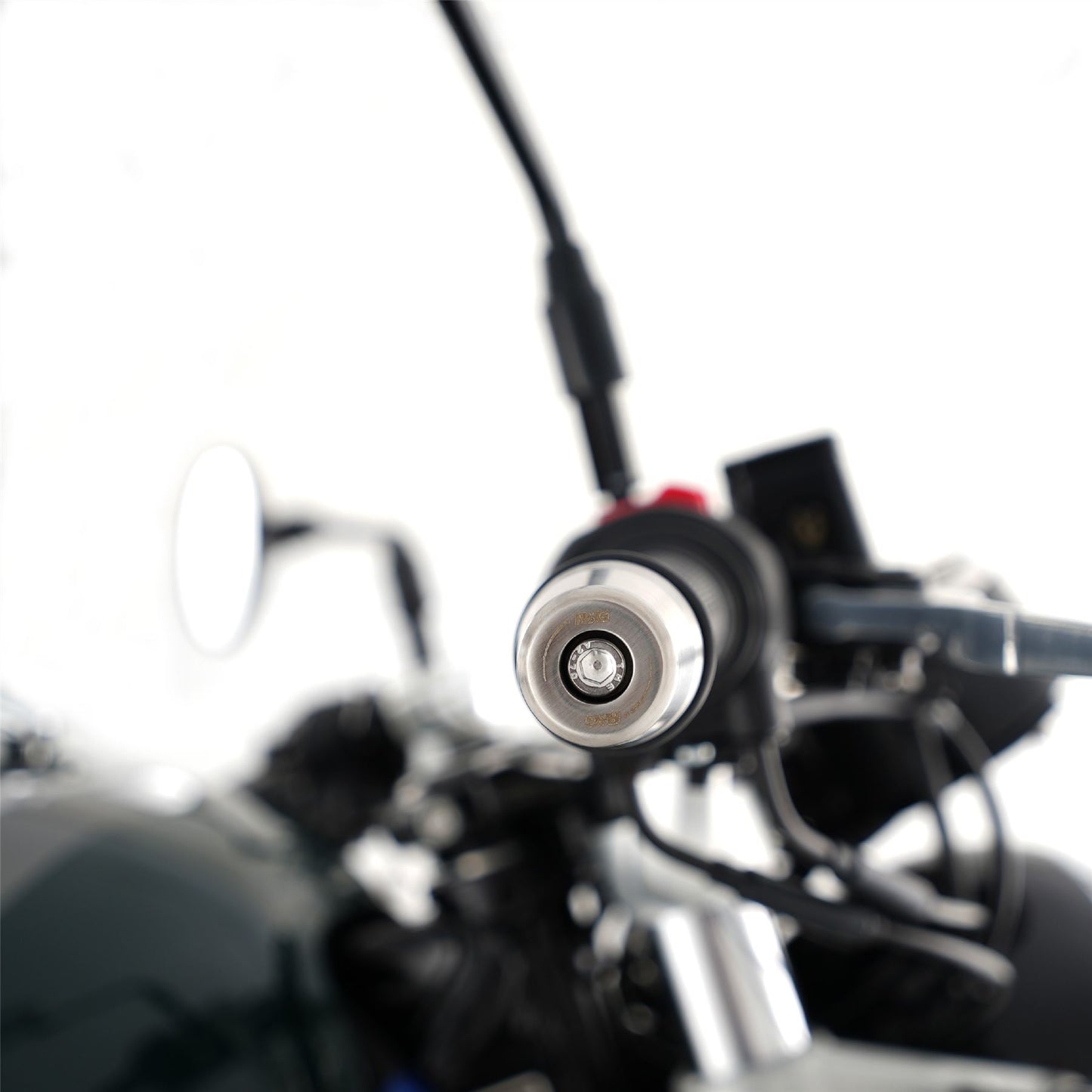 R&G Stainless Steel Bar Ends for the Triumph Trident 660 '21-, Daytona 660 '24-,  Speed Triple 1200 RS '21- (without bar end mirrors) & Royal Enfield Continental GT 650 ’19-