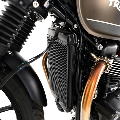 PRO Radiator Guard for Triumph Thruxton 1200, Thruxton 1200R, Street Cup '17-, Bonneville T120 '16-, Bonneville T100 '17-, Street Twin '16-, Speed Twin 1200 '19-'21, Scrambler 900 ’23- & Speed Twin 900 '22- '24