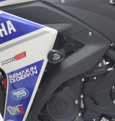 Aero Crash Protectors for Yamaha R25 '14-'18 and the R3 '15-'18 models Colour: Black
