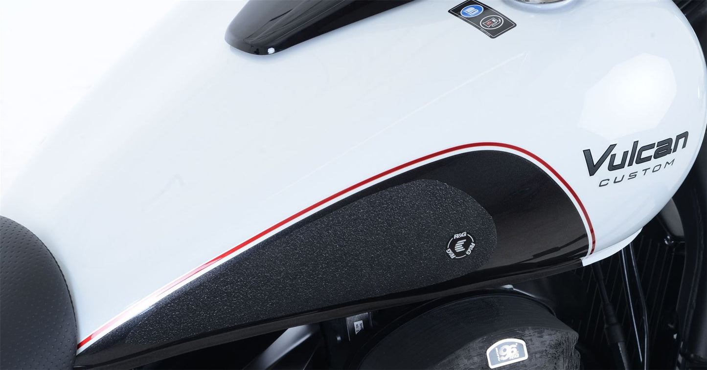 R&G Tank Traction Grips for Kawasaki Vulcan VN900 Csutom '07-, Classic '06- and Classic LT '11- Colour: Black