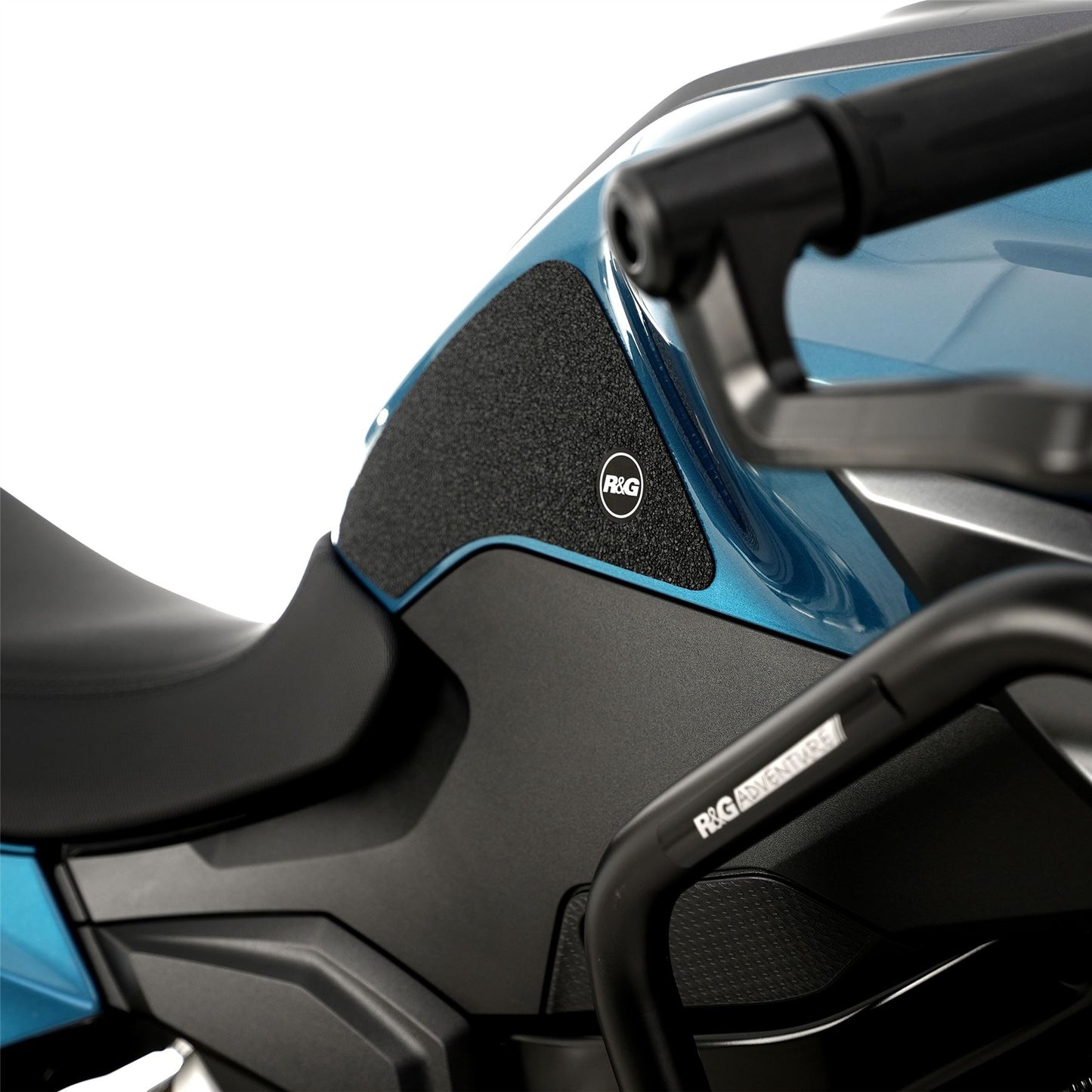 R&G Tank Traction Grips for BMW F900 R '20- Colour: Clear