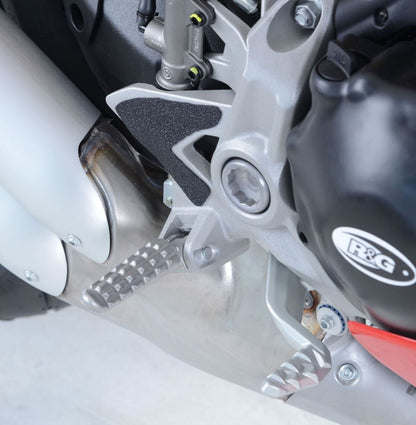R&G Boot Guard Kit for Ducati Supersport (S) '17-'20 & Supersport 950 S '21- models
