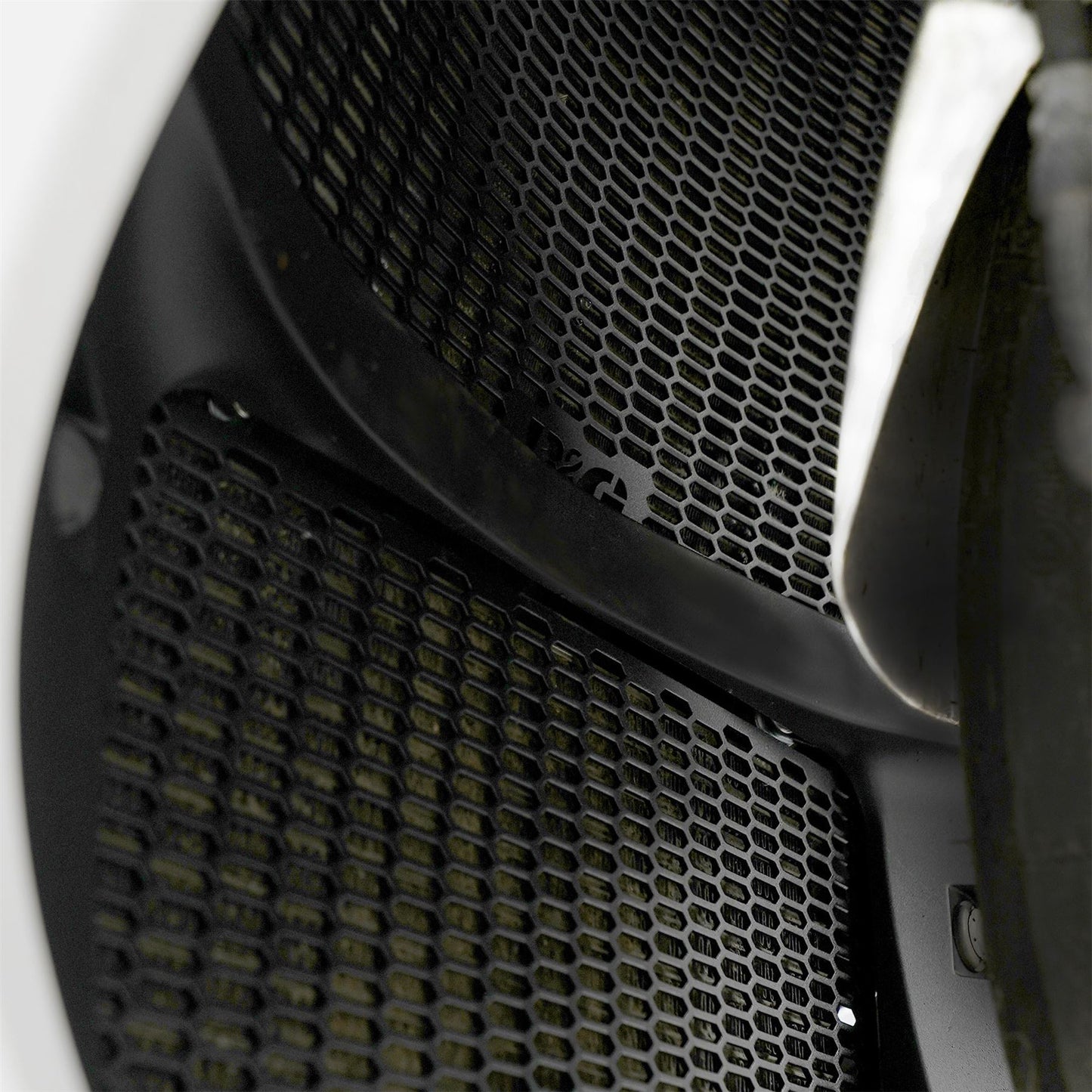 PRO Radiator Guard for Suzuki Hayabusa '08- & B-KING