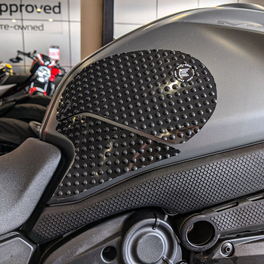 Eazi-Grip Ducati Monster 2021-2025 - EVO Eazi-Grip Colour: Black