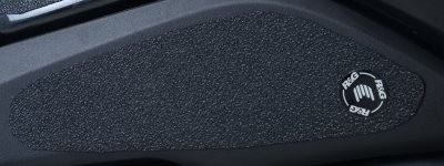 R&G Tank Traction Grip for Kawasaki Versys 650 '15-21. Colour: Clear