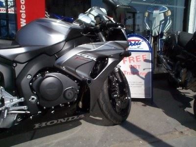 Crash Protectors - Classic Style for the Honda CBR1000RR Fireblade '04- '07 Colour: Black