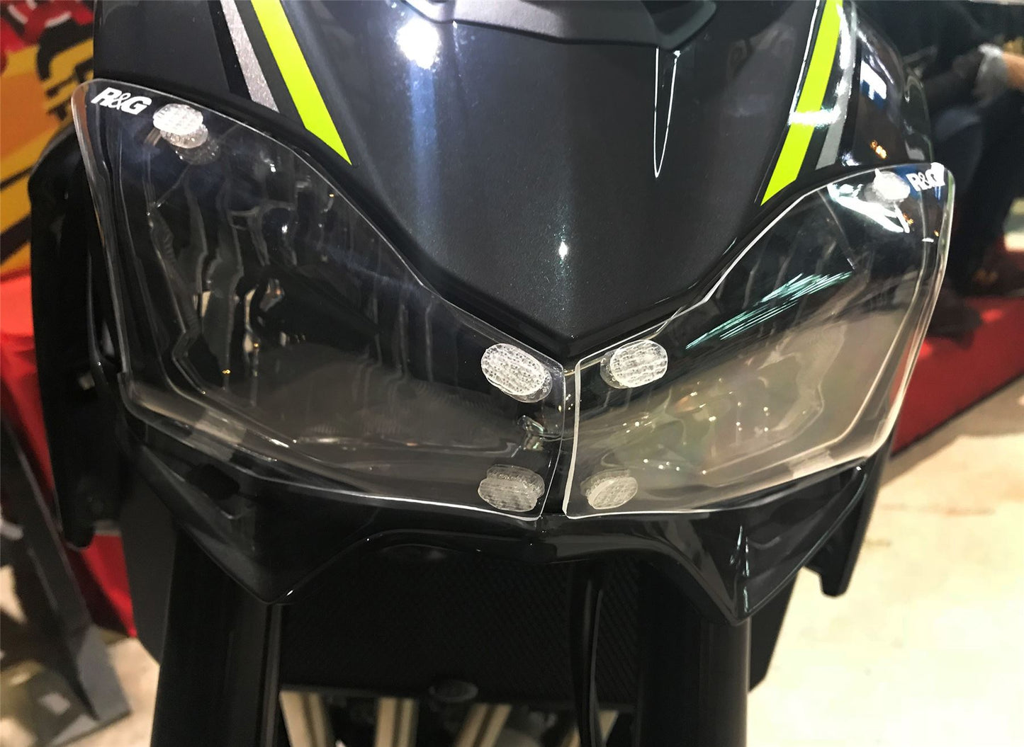 Headlight Shield for Kawasaki Z900 '17-'19
