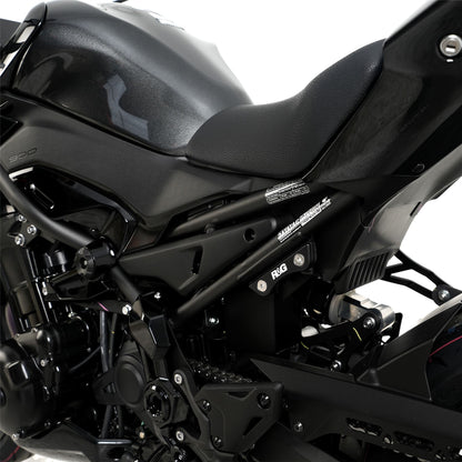 Rear Foot Rest Blanking Plates for Kawasaki Z900 '17- & Z900RS '18- '24 Colour: Silver (SI) Kit Options: Kit (Pair)