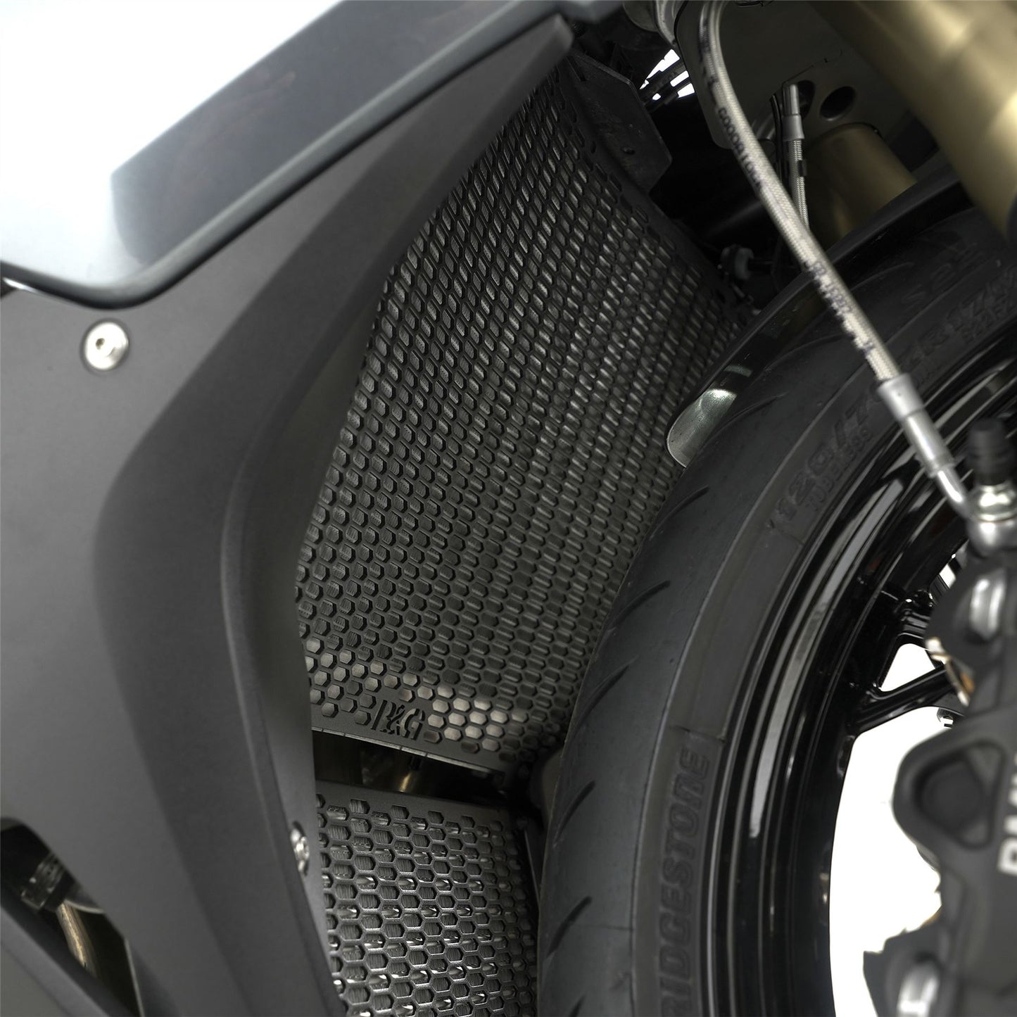 PRO Radiator Guard for BMW S1000XR '23, S1000R '21- /M1000RR '21- '24, S1000RR '19-  & M1000R '23- '24,  M1000XR '24- Colour: Black