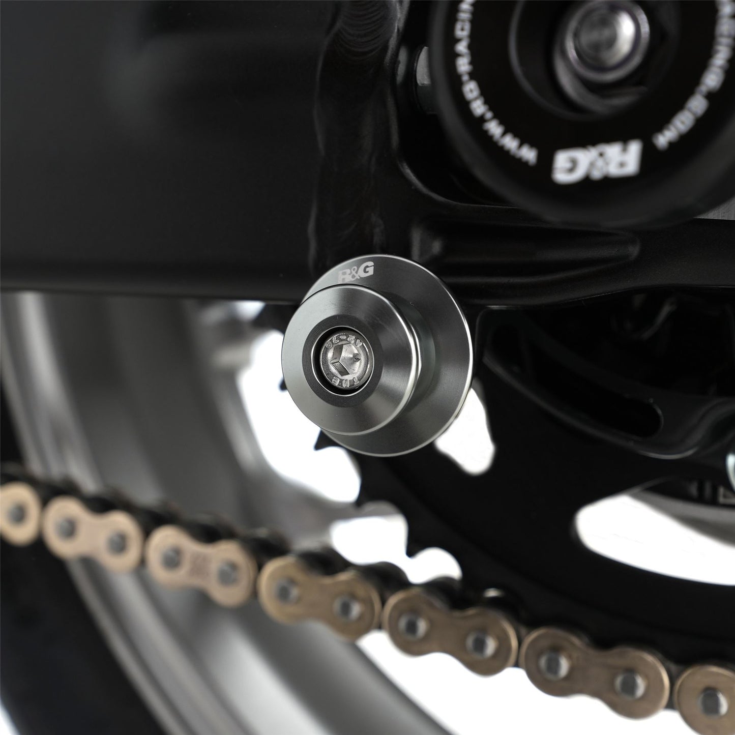 M6 Elevation Paddock Stand Bobbins Colour: Titanium