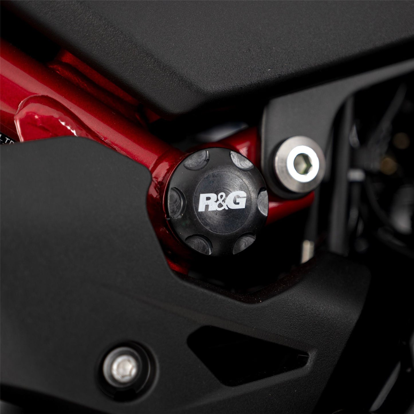 Frame Plug for Kawasaki  Ninja 7 Hybrid HEV / Z 7 Hybrid HEV  '24-, Ninja 400/250 '18-, Z500 (Ninja) '24-,  Z400/ Z250 '19- & Benelli TNT 125 '17- (RHS or LHS)