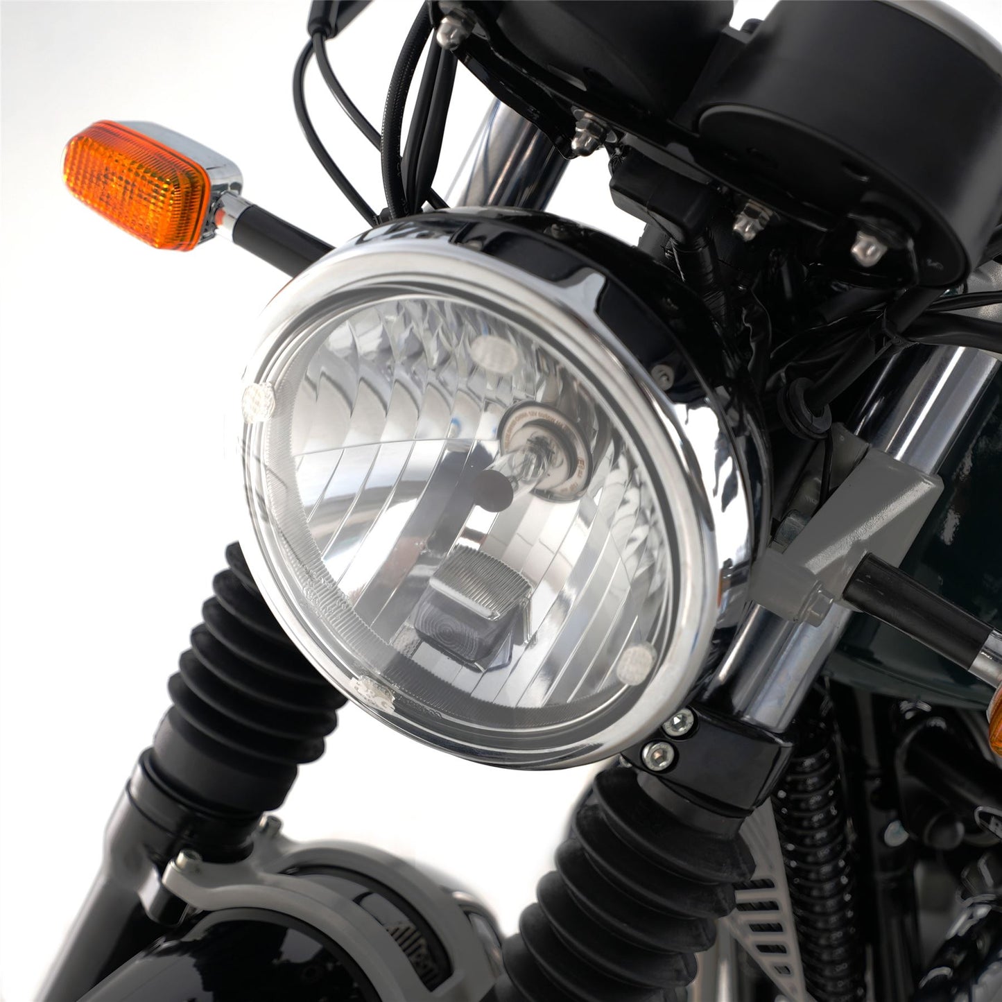 Headlight Shield for Royal Enfield Himalayan '17-, Triumph Speed Twin 1200 ’19-'21 & Royal Enfield Continental GT 650 ’19-