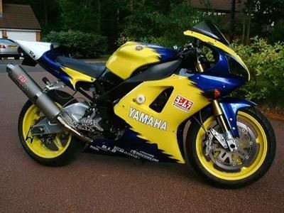 Crash Protectors - Classic Style for Yamaha YZFR1 '98- '99 Colour: White