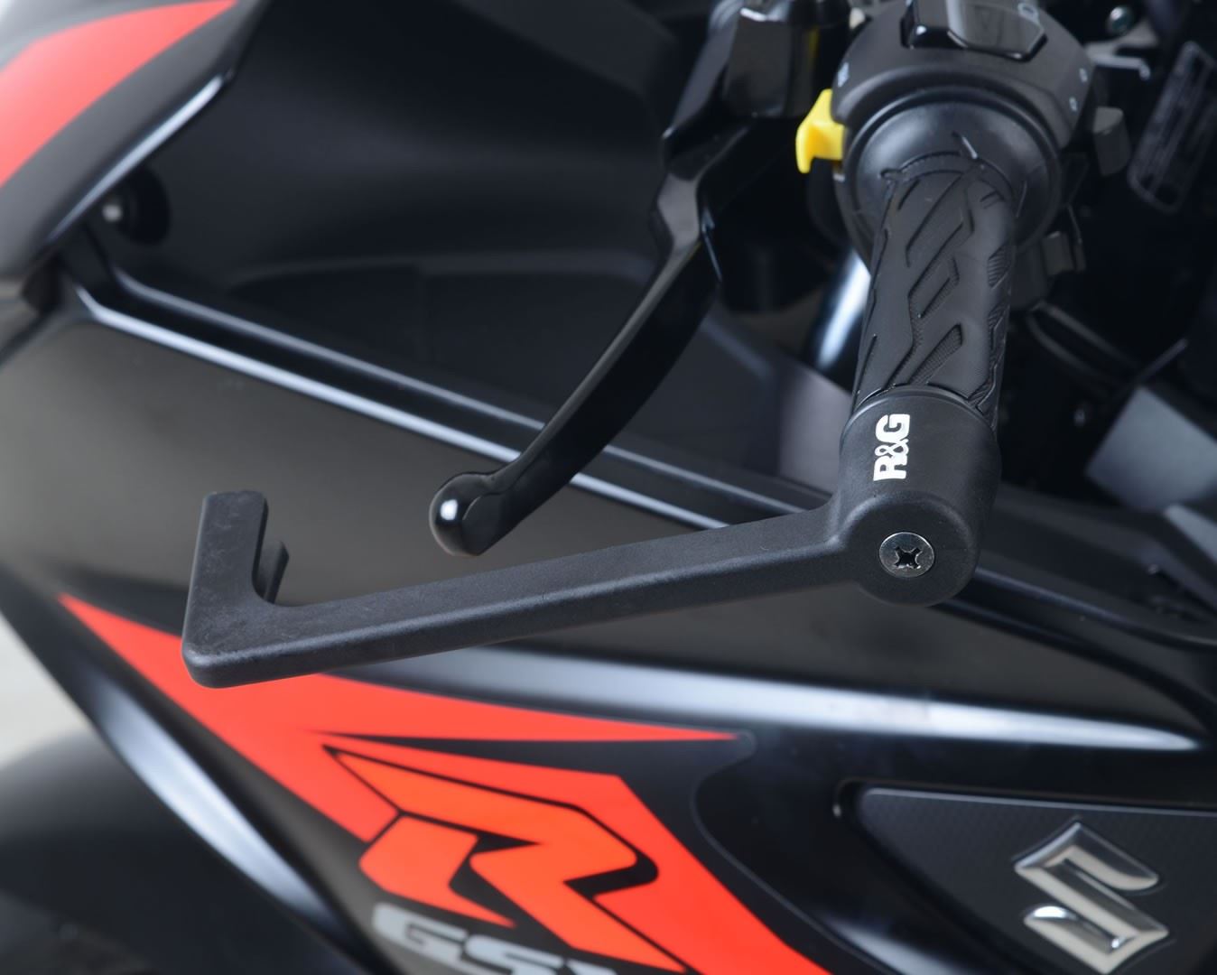Moulded Lever Guard for KTM RC125/ 200/ 390 '17-, Suzuki GSX-R125 '17-, Husqvarna Vitpilen/Svartpilen 401 ’20-, Svartpilen 125 '21- & KTM 390 Adventure '20-'24  Colour: Green