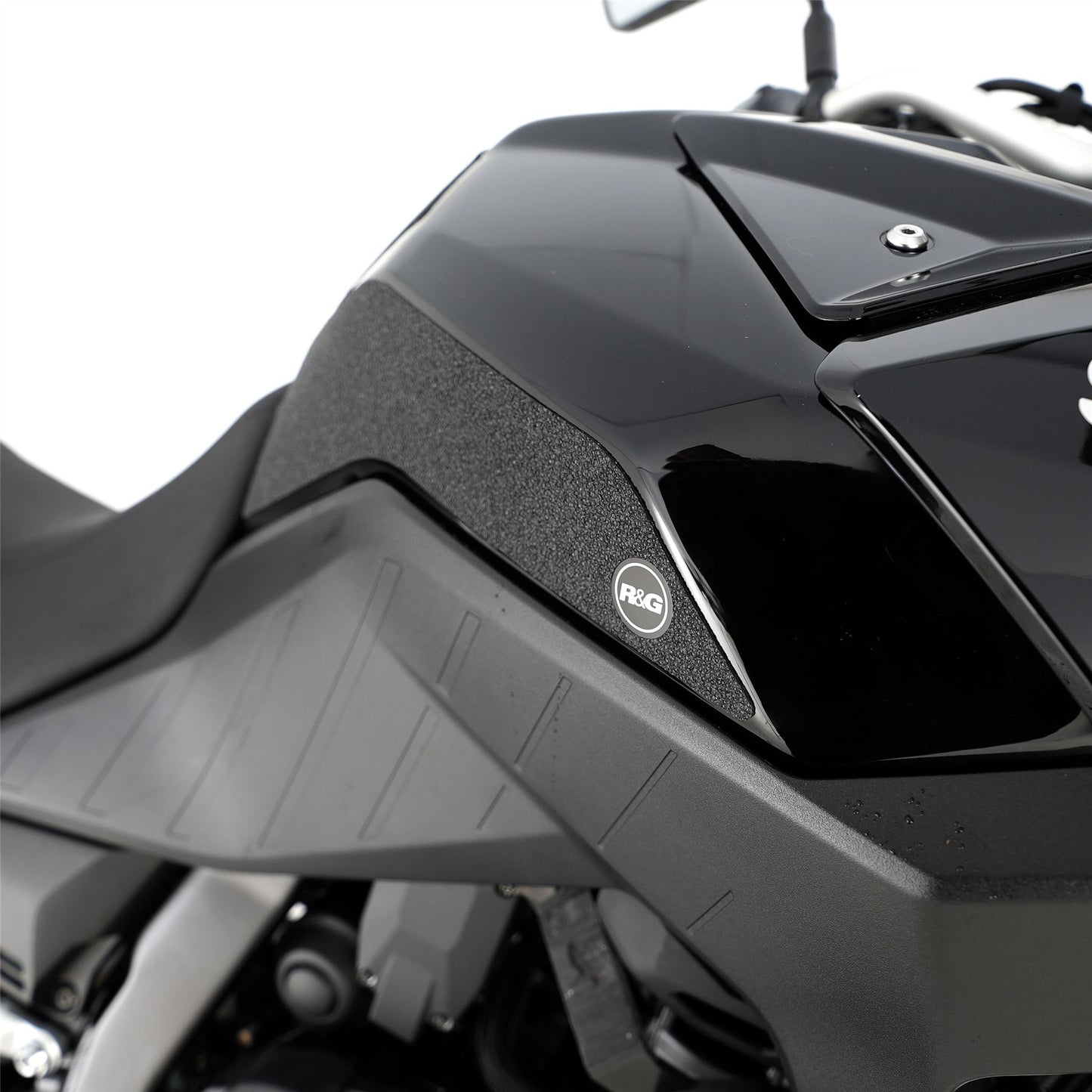 R&G Tank Traction Grips for Suzuki V-Strom 800DE / RE '23-  Colour: Black
